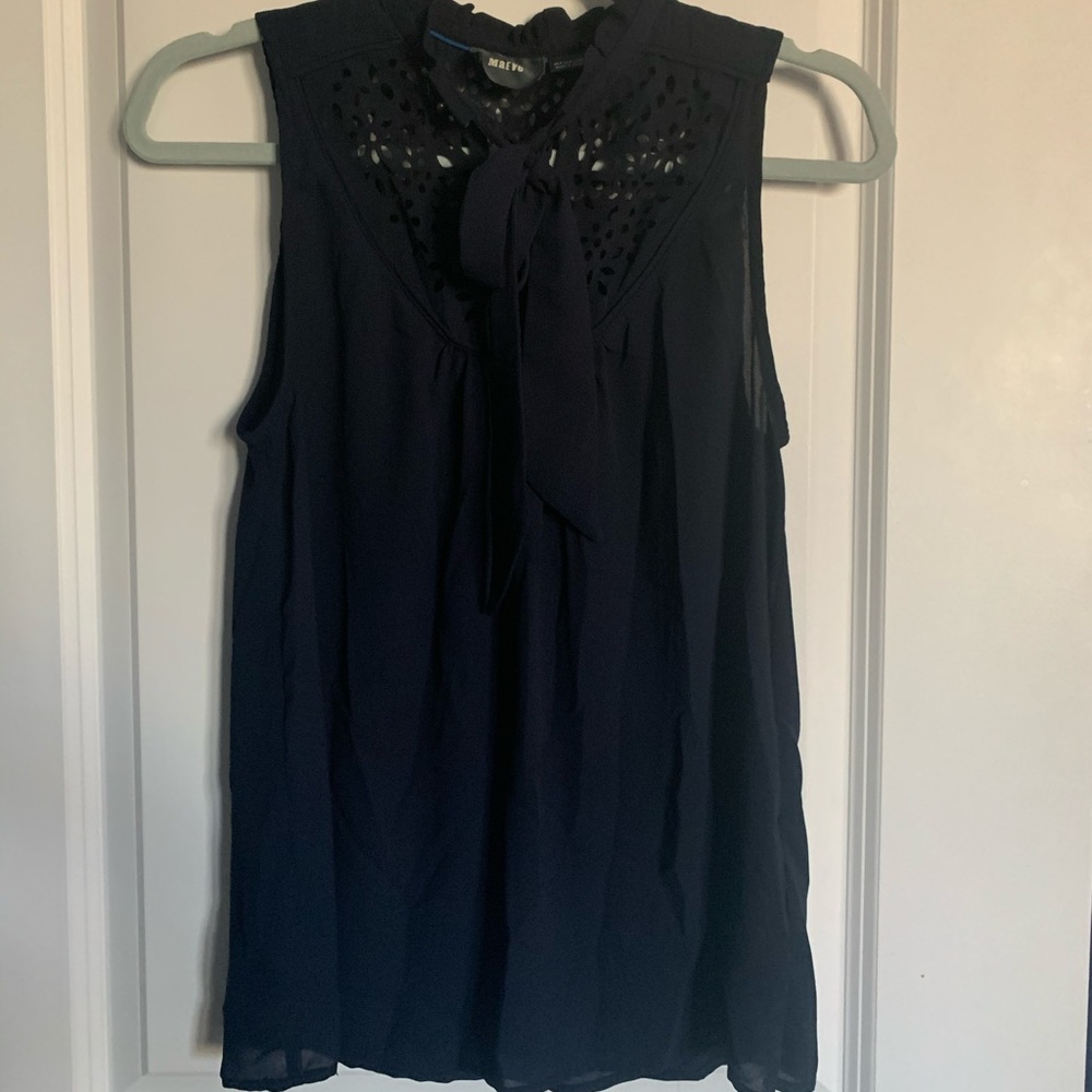 Sleeveless mauve navy blouse from Anthropologie